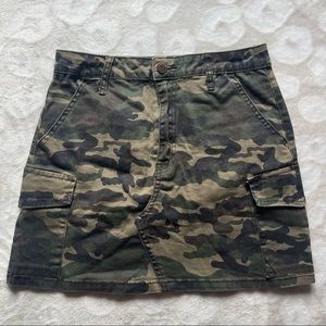 Camo army green mini skirt